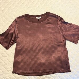 NWT  [ LAmade ] Nights in the City Silky Tee size XS